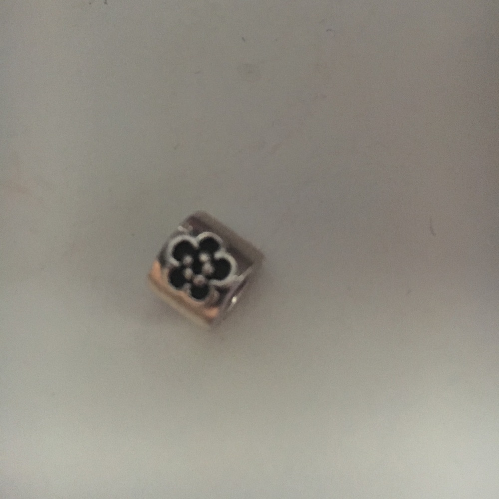 Authentic Pandora Flower Charm